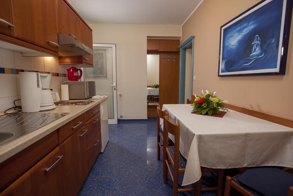 Apartments Villa Ban Ровінь Номер фото
