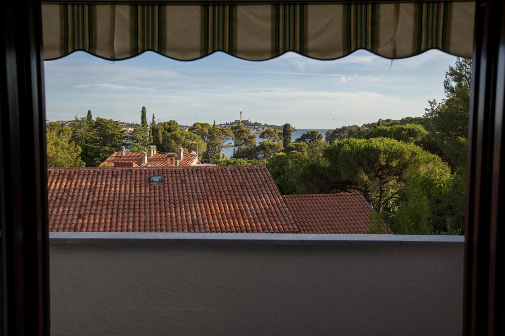 Apartments Villa Ban Ровінь Номер фото